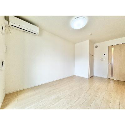 プチ・モンターニュ 102【管理NO：1-023499001-01020】 ★家具家電は申し込み後に搬入します★の物件写真2