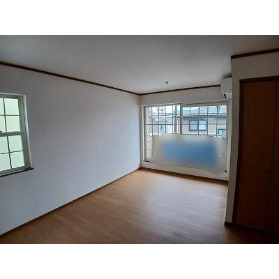 リバティーヒルズ 202【管理NO：1-010071901-02020】 ★家具家電は申し込み後に搬入します★の物件写真2