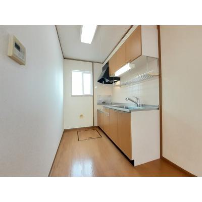 コンフォルＭ・Ｓ 103【管理NO：1-010227401-01030】 ★家具家電は申し込み後に搬入します★の物件写真3