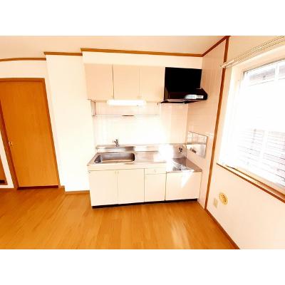 クリスタルコートカストル館 202【管理NO：1-007533301-02020】 ★家具家電は申し込み後に搬入します★の物件写真3