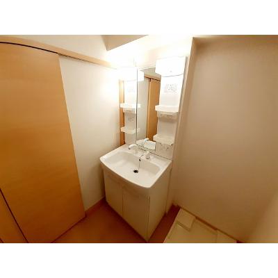 ヴィラ　リバーサイド　Ｃ 203【管理NO：1-016289301-02030】 ★家具家電は申し込み後に搬入します★の物件写真6