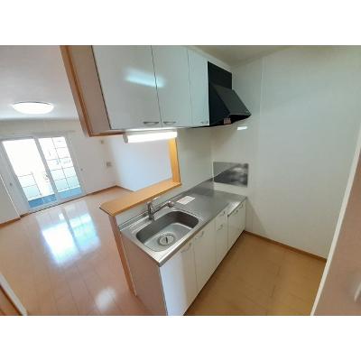 カーサ・フローラ 104【管理NO：1-014672301-01040】 ★家具家電は申し込み後に搬入します★の物件写真3