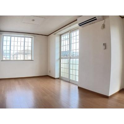 パシオンアミーゴ 203【管理NO：1-011760801-02030】 ★家具家電は申し込み後に搬入します★の物件写真2