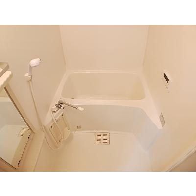ｓｈａｍｒｏｃｋ 103【管理NO：1-010632101-01030】 ★家具家電は申し込み後に搬入します★の物件写真4