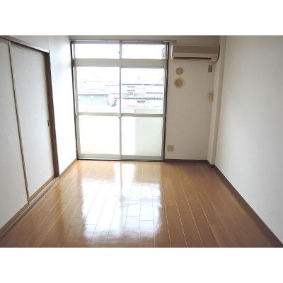 メゾンビレッジ堤 203【管理NO：1-004553301-02030】 ★家具家電は申し込み後に搬入します★の物件写真2