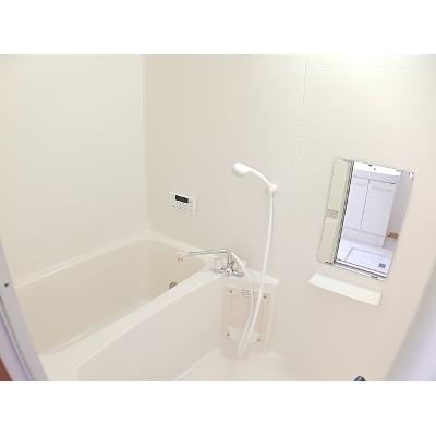 エヴァーグリーンハイム 101【管理NO：1-007703801-01010】 ★家具家電は申し込み後に搬入します★の物件写真4