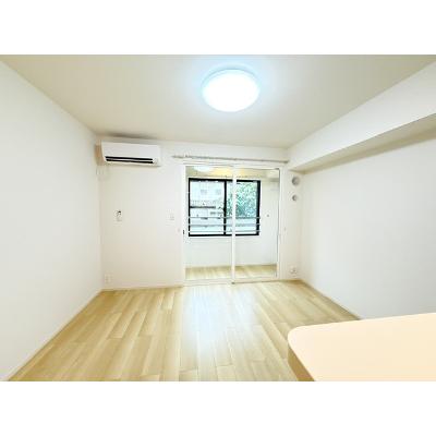 リベルテ　Ａ 205【管理NO：1-028398701-02050】 ★家具家電は申し込み後に搬入します★の物件写真2