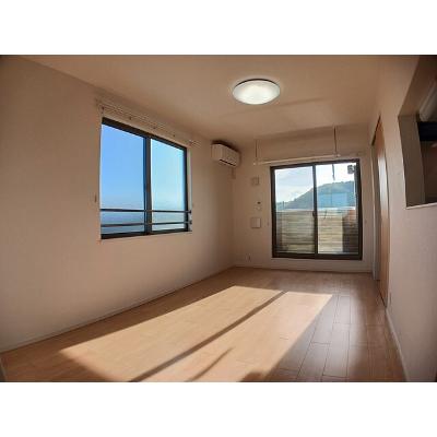 グレースコート 301【管理NO：1-023539701-03010】 ★家具家電は申し込み後に搬入します★の物件写真2