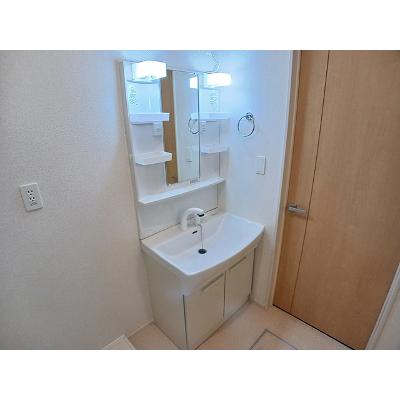 カフキーノ　イースト 201【管理NO：1-021854002-02010】 ★家具家電は申し込み後に搬入します★の物件写真6