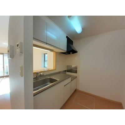 フレ－シュフラン　Ⅲ 102【管理NO：1-015601401-01020】 ★家具家電は申し込み後に搬入します★の物件写真3