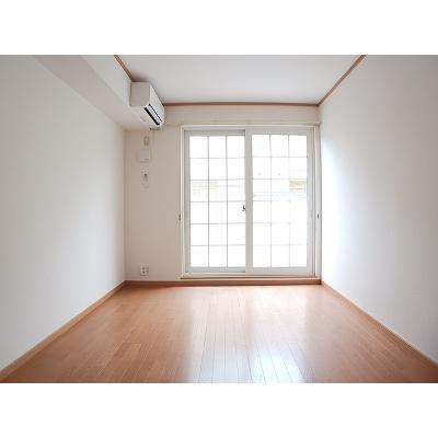 サンリット　グローブＡ棟 102【管理NO：1-012447701-01020】 ★家具家電は申し込み後に搬入します★の物件写真2