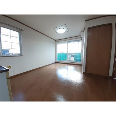 オクトパスガーデン 204【管理NO：1-007481701-02040】 ★家具家電は申し込み後に搬入します★の物件写真2