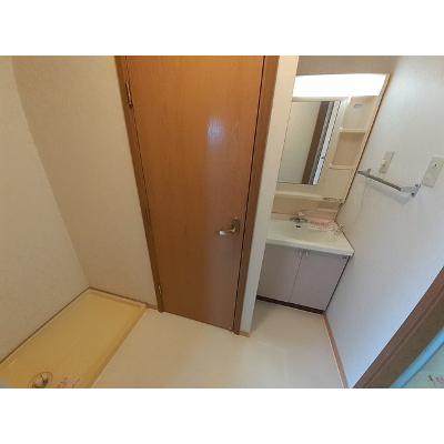 オクトパスガーデン 204【管理NO：1-007481701-02040】 ★家具家電は申し込み後に搬入します★の物件写真6
