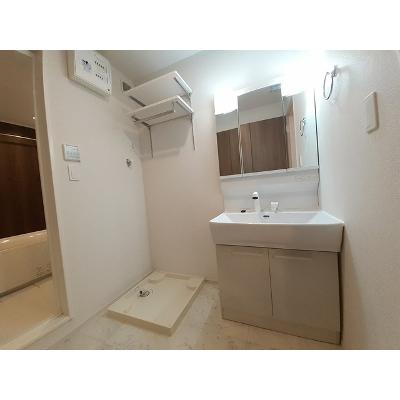 apartment 山形県鶴岡市斎藤川原字林俣１９番地４ 

↓地図はこちらから