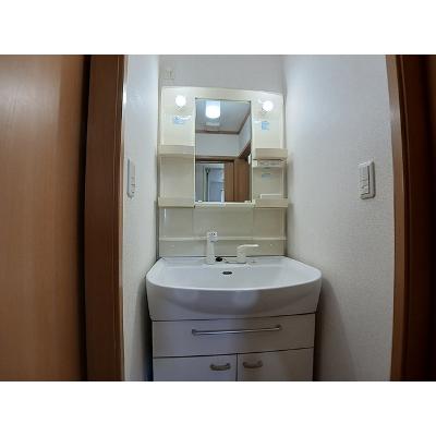 シュトラーセ羽入 202【管理NO：1-012578901-02020】 ★家具家電は申し込み後に搬入しますの物件写真6