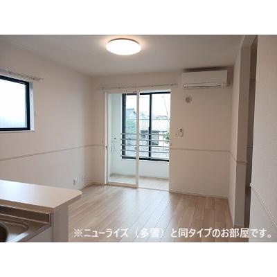 メア　ヒュッゲ 203【管理NO：1-028679601-02030】 ★家具家電は申し込み後に搬入します★ ★2026年10月上旬入居可能★の物件写真2