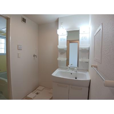 apartment 山形県西村山郡河北町谷地ひな市３丁目７番地の１６ 

↓地図はこちらから