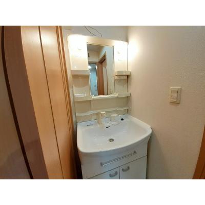 apartment 山形県東村山郡山辺町大字山辺９６０番地１ 

↓地図はこちらから