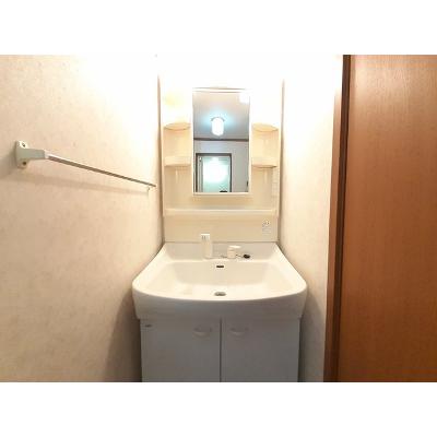 apartment 山形県東根市神町西２丁目８番２１ 

↓地図はこちらから