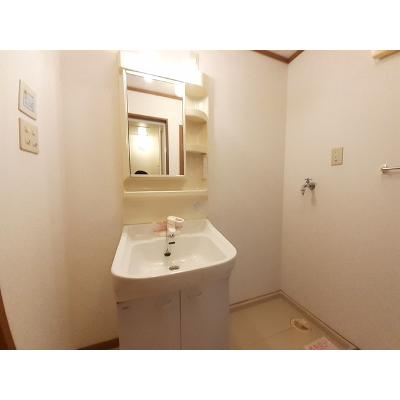 シャン・ド・フルールＡ 201【管理NO：1-010977401-02010】 ★家具家電は申し込み後に搬入します★の物件写真6