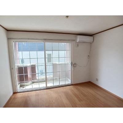 サミット 102【管理NO：1-007631501-01020】 ★家具家電は申し込み後に搬入します★の物件写真2