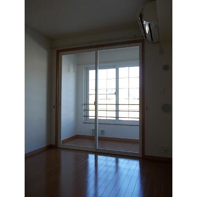 ウッド☆ベル 102【管理NO：1-014308301-01020】 2026年08月上旬入居可能の物件写真2
