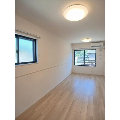 ガジュマル 201【管理NO：1-027496401-02010】 ★家具家電は申し込み後に搬入します★の物件写真2
