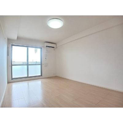 ララフラッツ 402【管理NO：1-021234301-04020】 ★家具家電は申し込み後に搬入します★ ★2026年10月下旬入居可能★の物件写真2