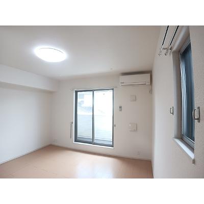 メーディオ・ノール 203【管理NO：1-019637201-02030】 ★家具家電は申し込み後に搬入します★の物件写真2