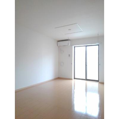 トラステージ・Ⅰ 102【管理NO：1-019329301-01020】 ★家具家電は申し込み後に搬入します★の物件写真2