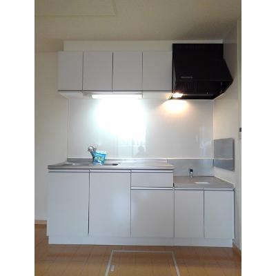 トラステージ・Ⅰ 102【管理NO：1-019329301-01020】 ★家具家電は申し込み後に搬入します★の物件写真3