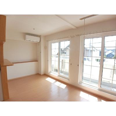 エアリーヒルズ 203【管理NO：1-016302601-02030】 ★家具家電は申し込み後に搬入します★の物件写真2