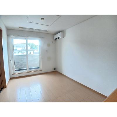 アウローラ 203【管理NO：1-015287001-02030】 ★家具家電は申し込み後に搬入しますの物件写真2