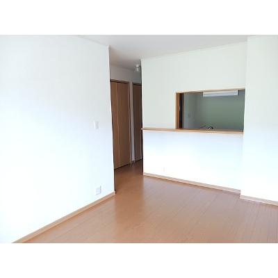 グランソレイユＫＯ　Ⅲ 103【管理NO：1-014200103-01030】 ★家具家電は申し込み後に搬入しますの物件写真3