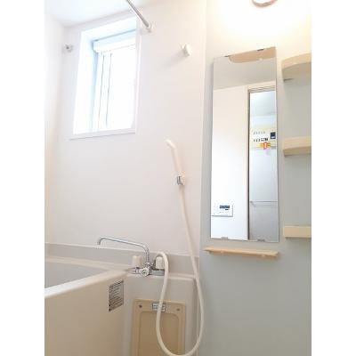 グランソレイユＫＯ　Ⅲ 102【管理NO：1-014200103-01020】 ★家具家電は申し込み後に搬入しますの物件写真4