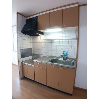 サニーフォレストⅡ 201【管理NO：1-012116602-02010】 ★家具家電は申し込み後に搬入しますの物件写真3