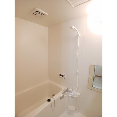 サニーフォレストⅡ 201【管理NO：1-012116602-02010】 ★家具家電は申し込み後に搬入しますの物件写真4