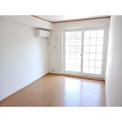サンリット　コートⅠ 102【管理NO：1-012108601-01020】 ★家具家電は申し込み後に搬入しますの物件写真2