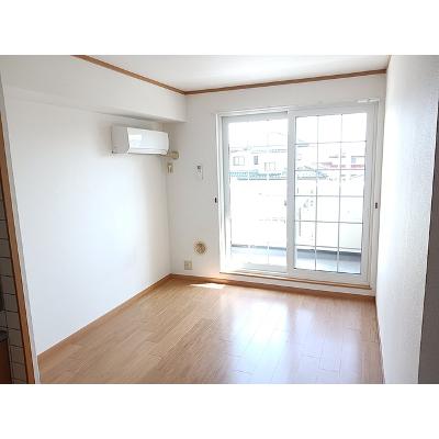 アンソレイエメゾンＥ 202【管理NO：1-012102201-02020】 ★家具家電は申し込み後に搬入しますの物件写真2