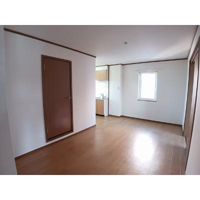 サニークァイエットⅢ 202【管理NO：1-011123701-02020】 ★家具家電は申し込み後に搬入します★の物件写真2