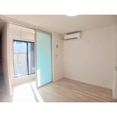 ソルクレストⅡ 103【管理NO：1-028277501-01030】 ★家具家電は申し込み後に搬入しますの物件写真2