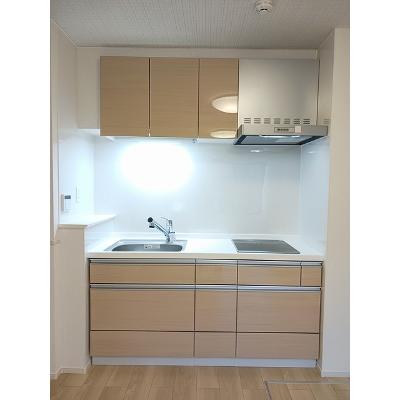 マドベーゼ 101【管理NO：1-027390601-01010】 ★家具家電は申し込み後に搬入しますの物件写真3