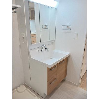 マドベーゼ 101【管理NO：1-027390601-01010】 ★家具家電は申し込み後に搬入しますの物件写真6