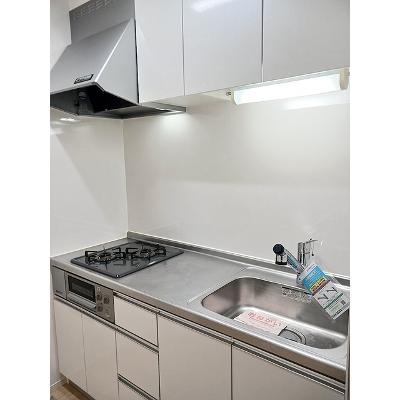 カーベナ 103【管理NO：1-023997901-01030】 ★家具家電は申し込み後に搬入します★の物件写真3