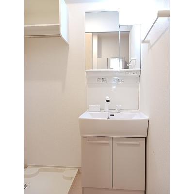 カーベナ 103【管理NO：1-023997901-01030】 ★家具家電は申し込み後に搬入します★の物件写真6
