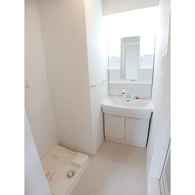ベラカーサピッコロ 105【管理NO：1-022227701-01040】 ★家具家電は申し込み後に搬入しますの物件写真6