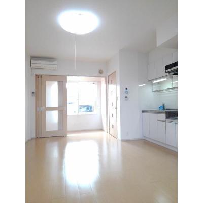 ベルカーサ 103【管理NO：1-017767302-01030】 ★家具家電は申し込み後に搬入します★の物件写真2
