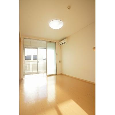 エクストラ　ステージ　Ⅰ 106【管理NO：1-015406901-01050】 ★家具家電は申し込み後に搬入しますの物件写真2