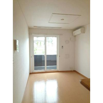 アウローラ 103【管理NO：1-015287001-01030】 ★家具家電は申し込み後に搬入しますの物件写真2