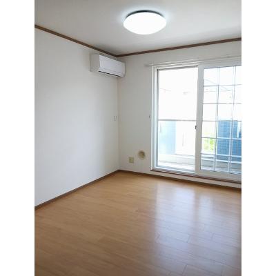 パルシティーⅡ 201【管理NO：1-011482802-02010】 ★家具家電は申し込み後に搬入します★ ★2026年08月下旬入居可能★の物件写真2